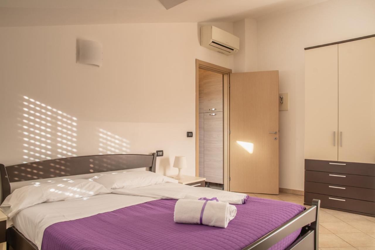 Residence Holidays Пьетра-Лигуре Экстерьер фото